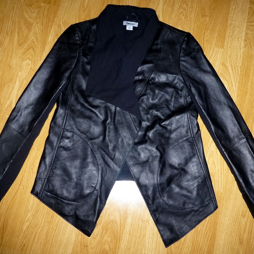 New DKNY Black Lambskin Leather Jacket - Size S
